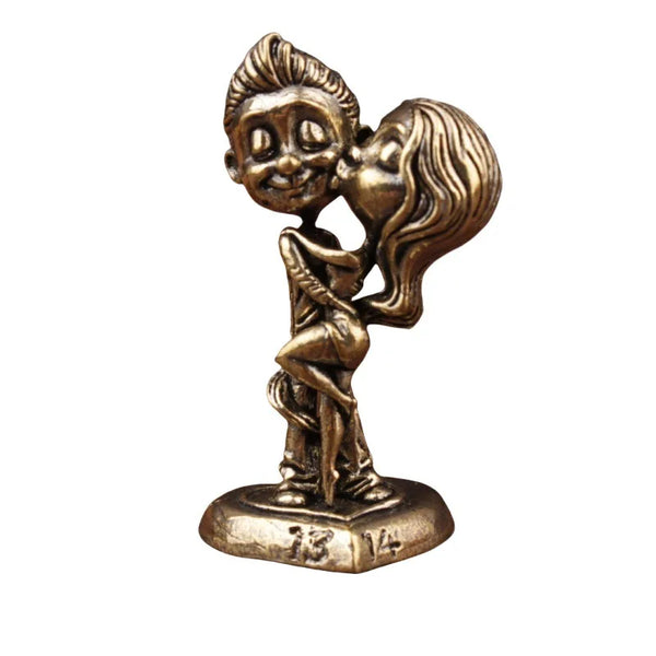 A Prairie Dawn Creative Copper Couple Figurine – Brass Retro Handicraft Home Décor Ornament